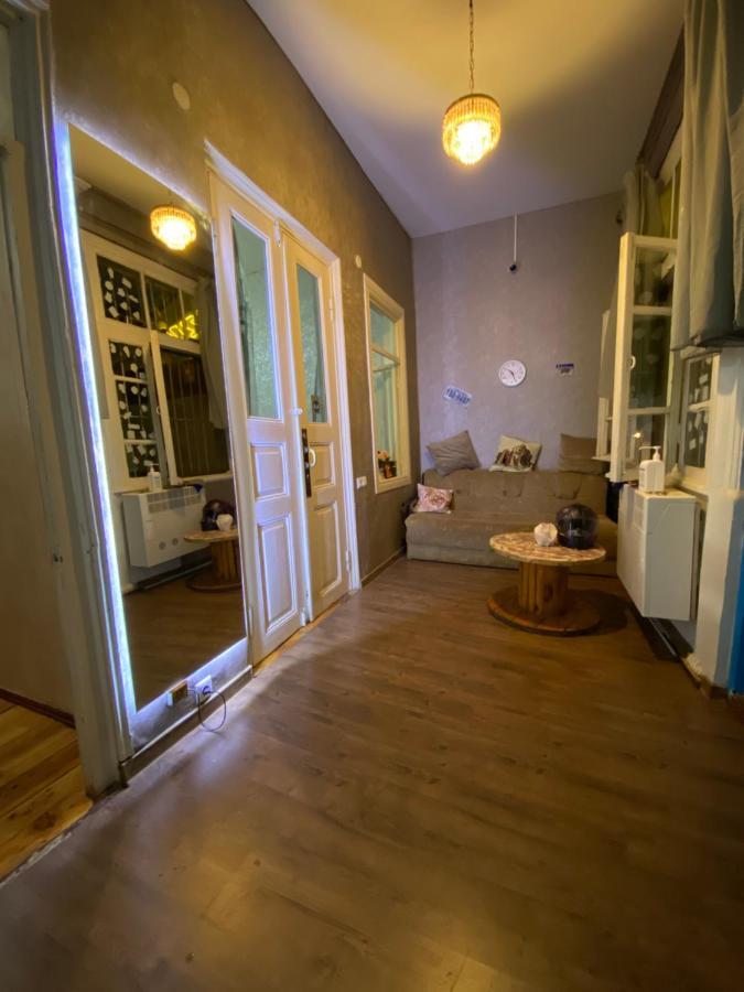 Traveler Hostel Tbilisi Luaran gambar